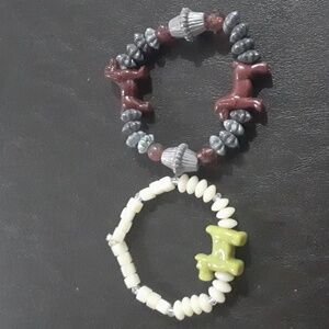 🌹 Beaded dog bracelets.